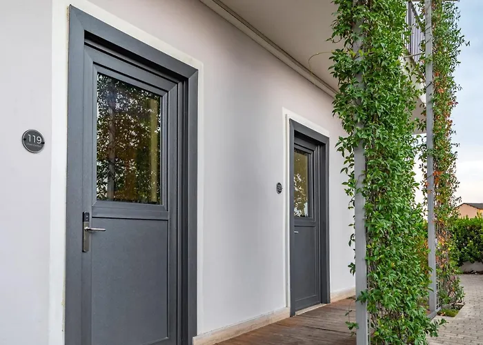 Urban Garden Otel 3*